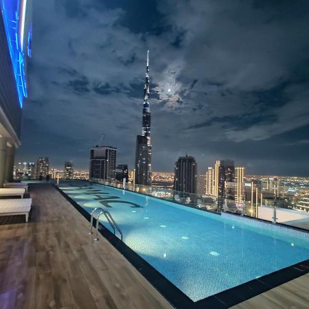 דובאי Paramount Hotel Midtown Flat With Burj Khalifa View מראה חיצוני תמונה