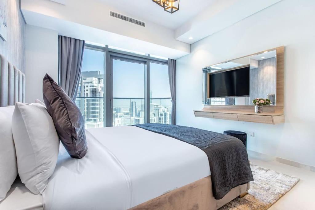 דובאי Paramount Hotel Midtown Flat With Burj Khalifa View מראה חיצוני תמונה