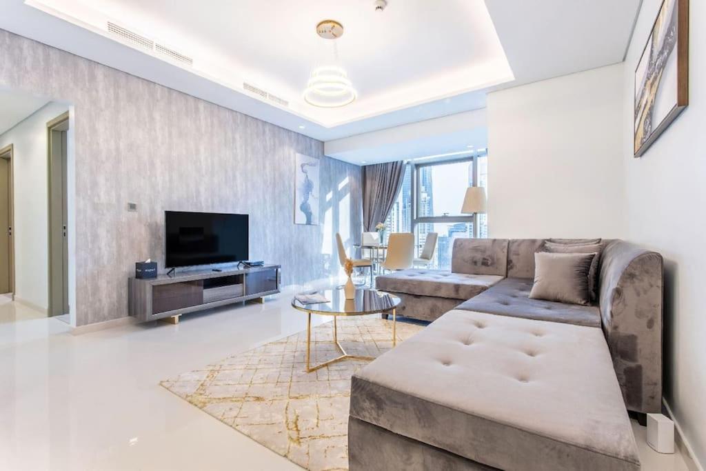 דובאי Paramount Hotel Midtown Flat With Burj Khalifa View מראה חיצוני תמונה
