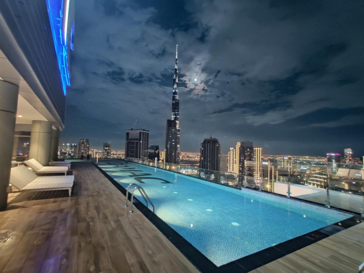 דובאי Paramount Hotel Midtown Flat With Burj Khalifa View מראה חיצוני תמונה